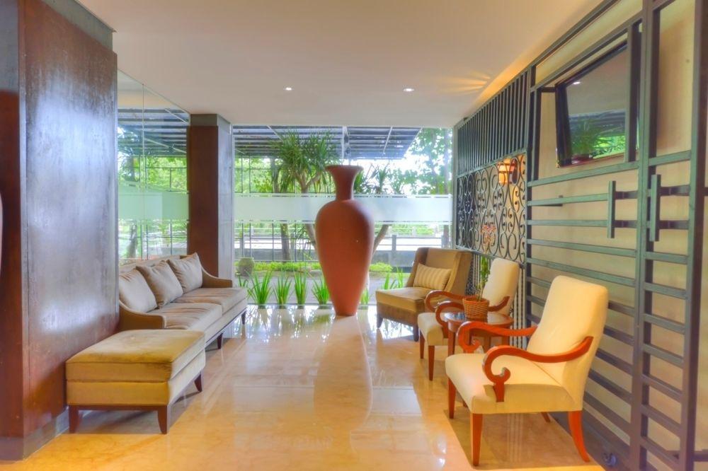 Oak Tree Emerald Hotel & Coventions Semarang Eksteriør billede
