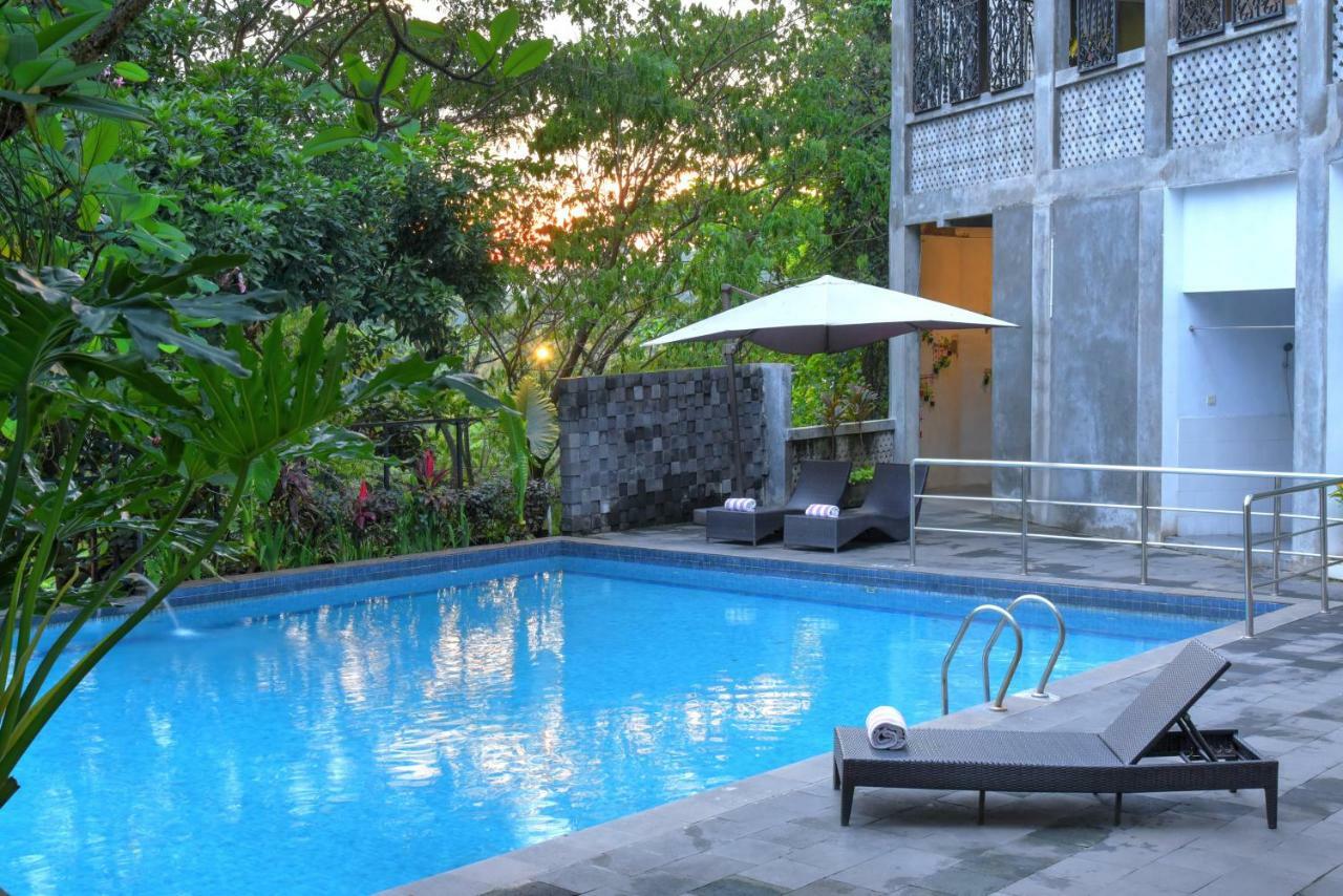 Oak Tree Emerald Hotel & Coventions Semarang Eksteriør billede